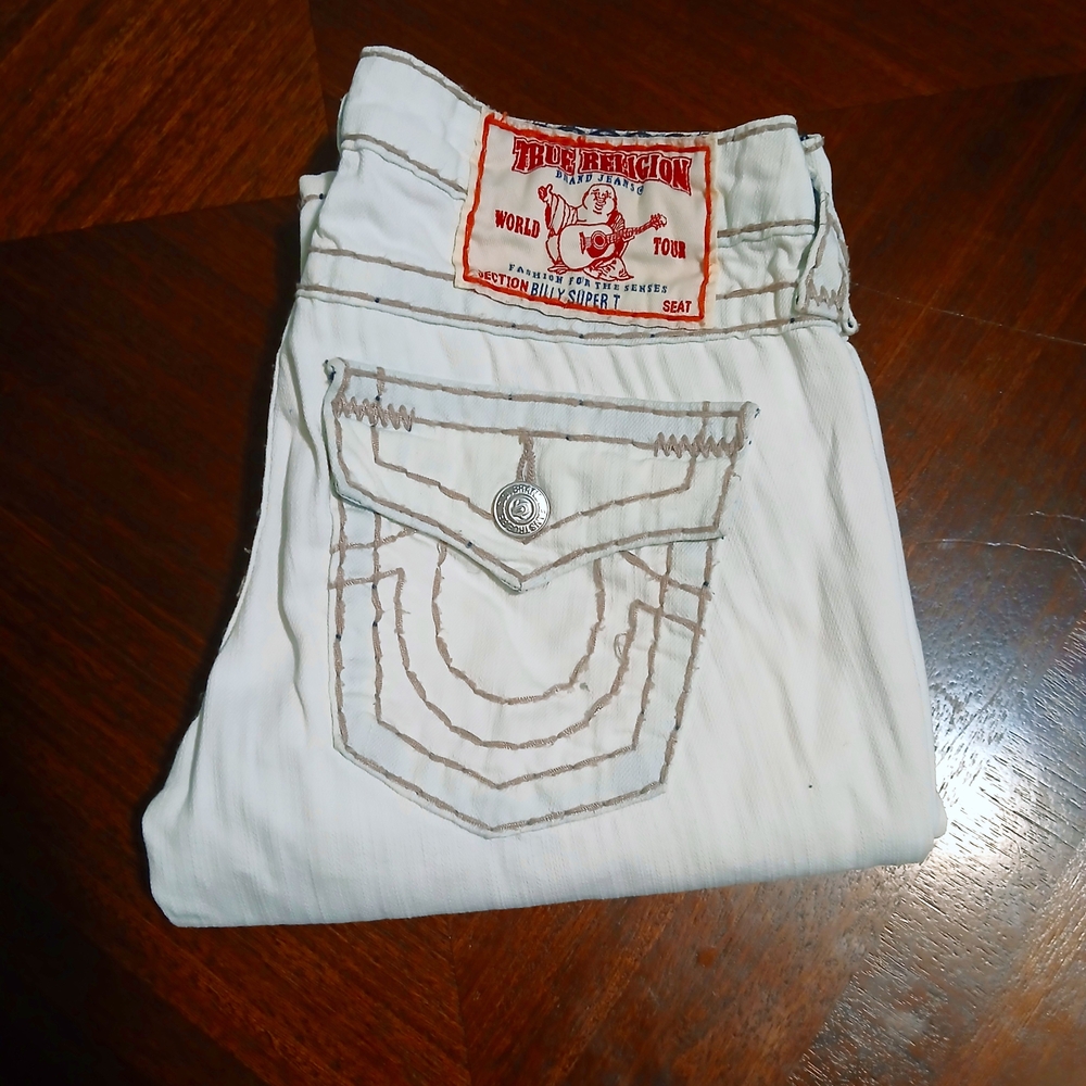 True Religion Ghoat Train  White Denim with Red Label